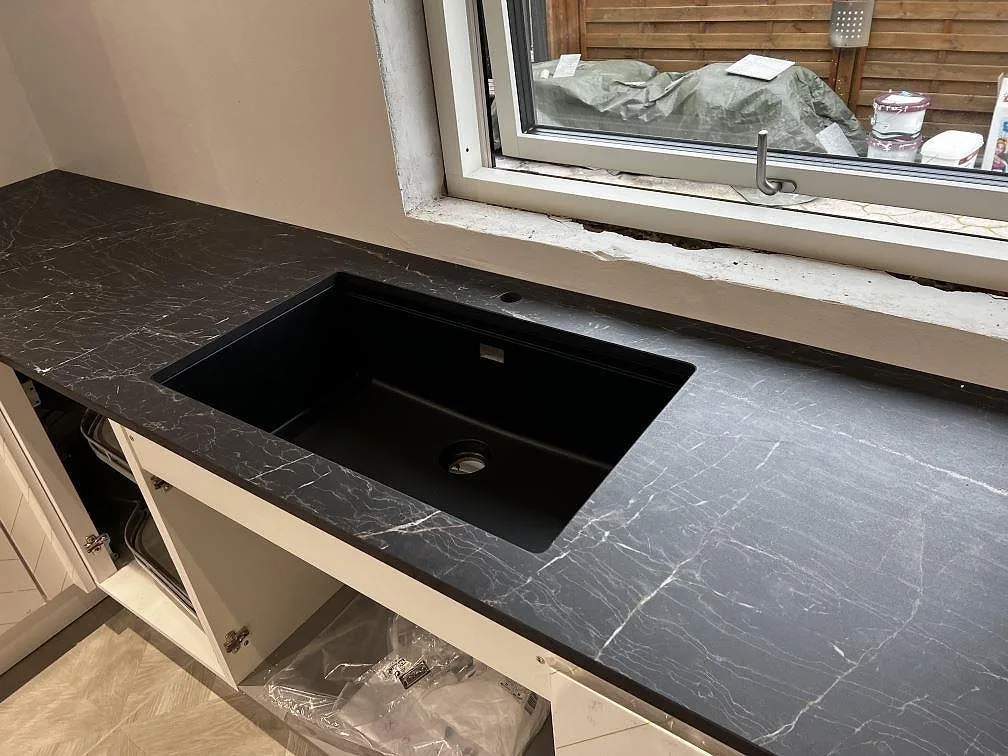 Køkkenbordplade i Dekton Somnia, Ballerup – billede 3