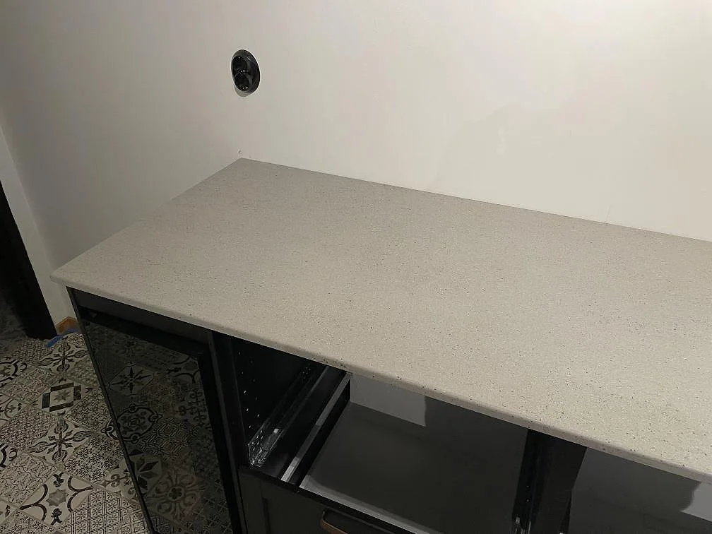 Køkkenbordplade i Dekton Strato, Beddingestrand – billede 4