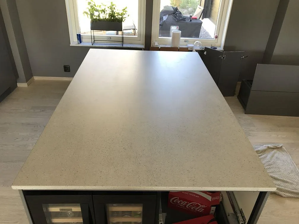 Køkkenbordplade i Dekton Strato, Rydebäck – billede 2