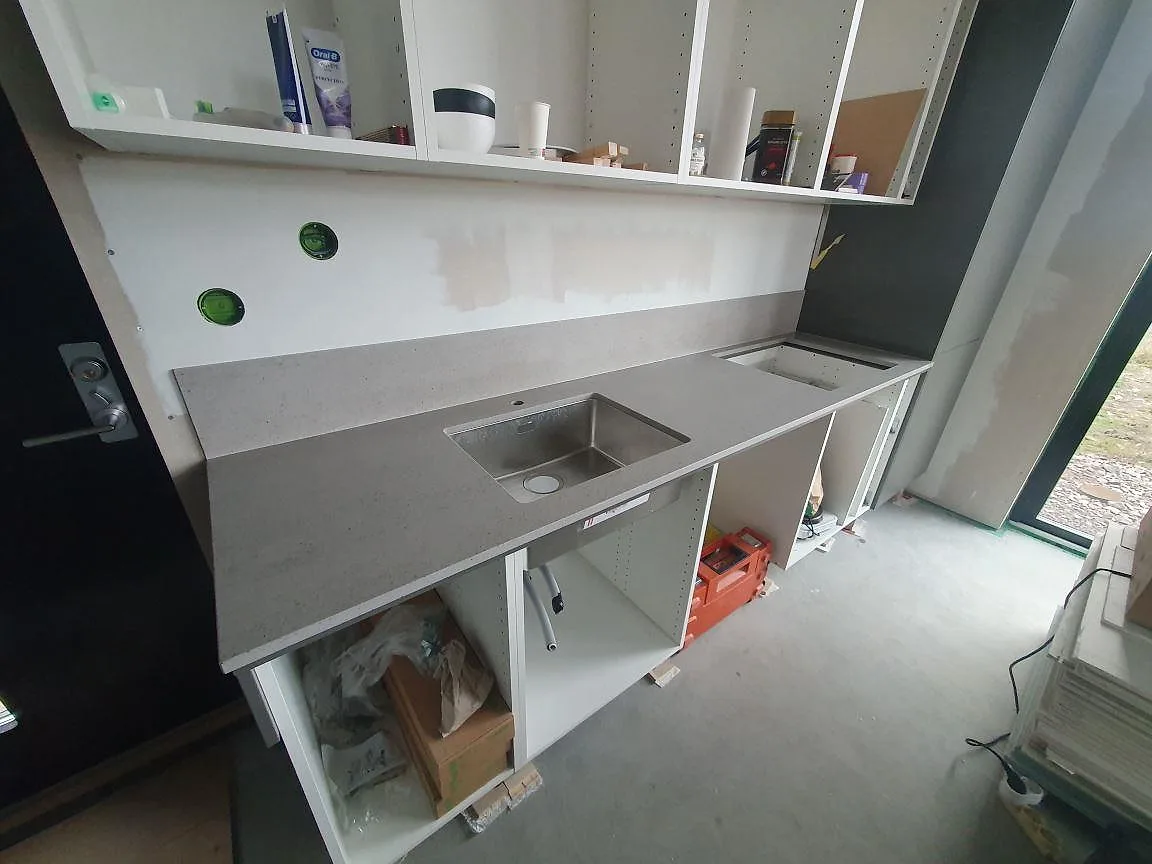 Køkkenbordplade i Dekton Strato, Svärdsklova Nyköping – billede 2