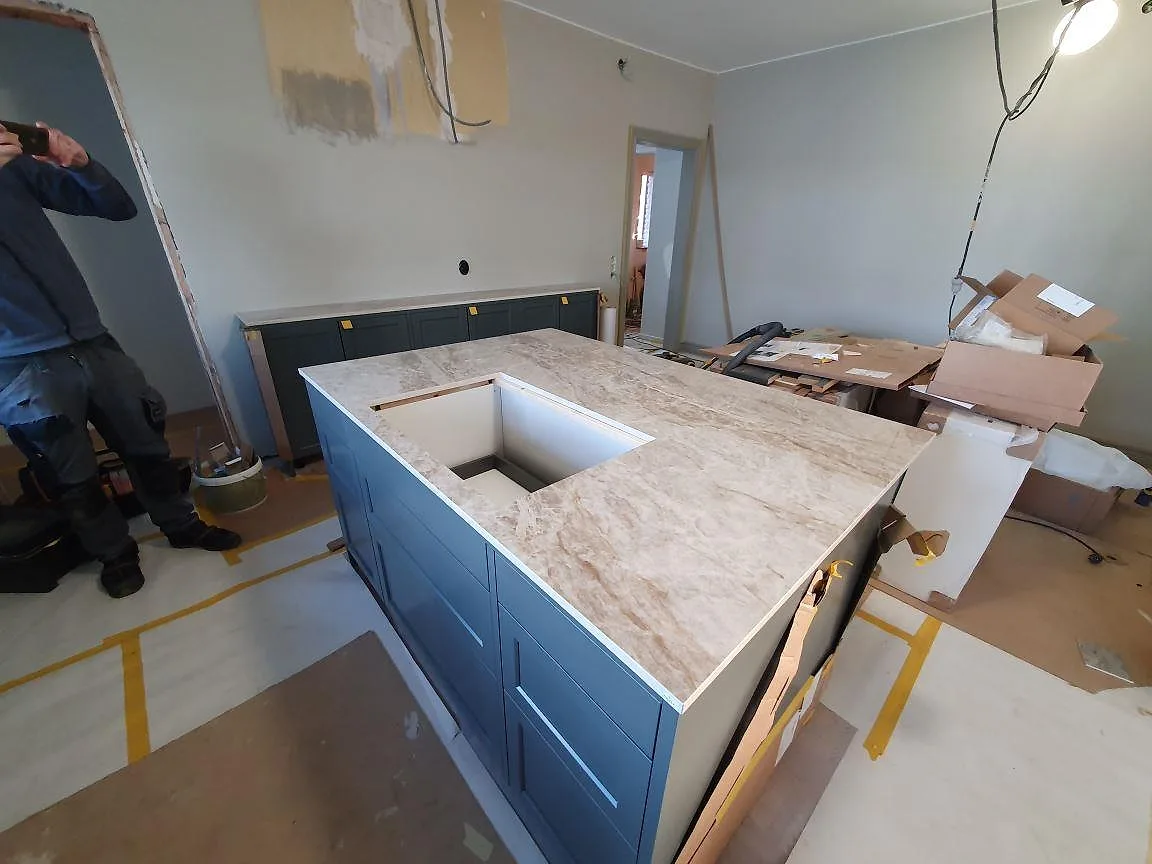 Køkkenbordplade i Dekton Taga, Älta – billede 4