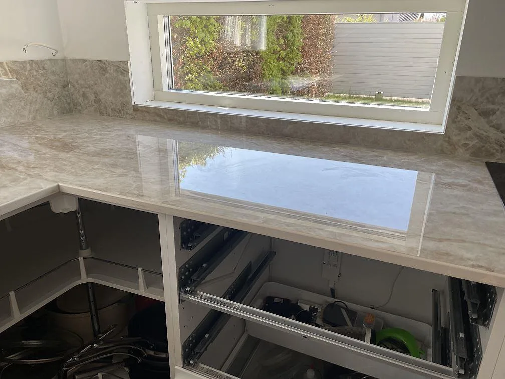 Køkkenbordplade i Dekton Taga, Bunkeflostrand – billede 6