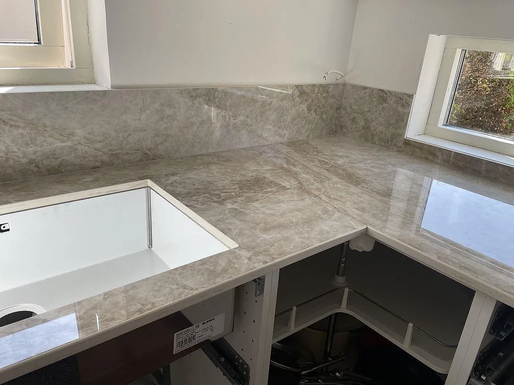 Køkkenbordplade i Dekton Taga, Bunkeflostrand – billede 4