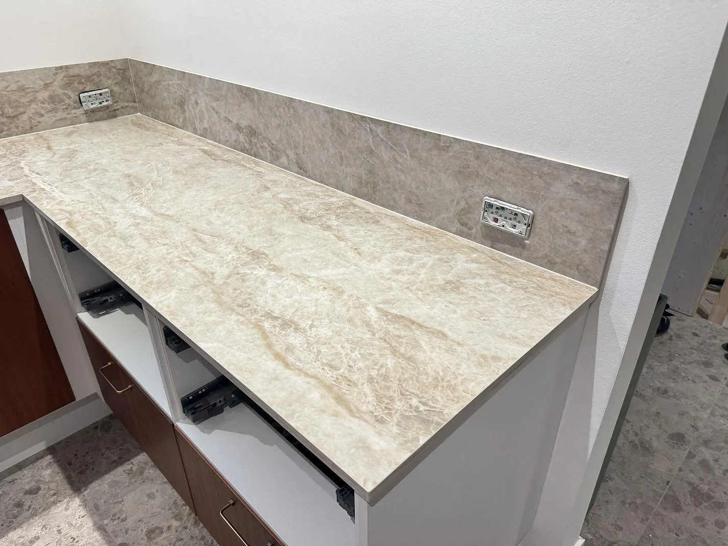 Køkkenbordplade i Dekton Taga, Glostrup – billede 3