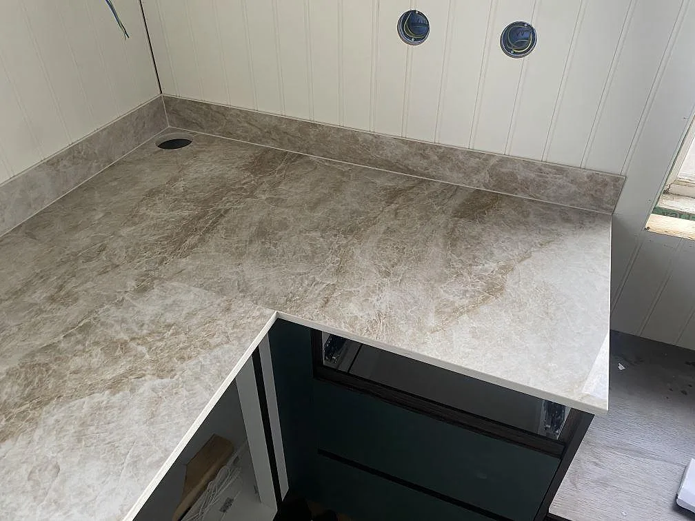 Køkkenbordplade i Dekton Taga, Göteborg – billede 5