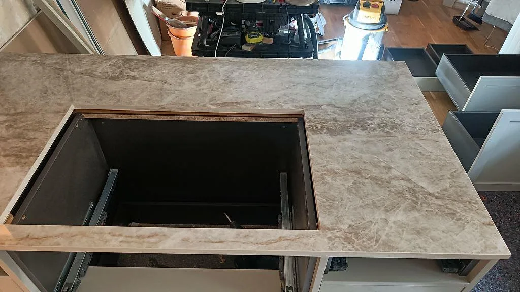 Køkkenbordplade i Dekton Taga, Kristianstad – billede 8