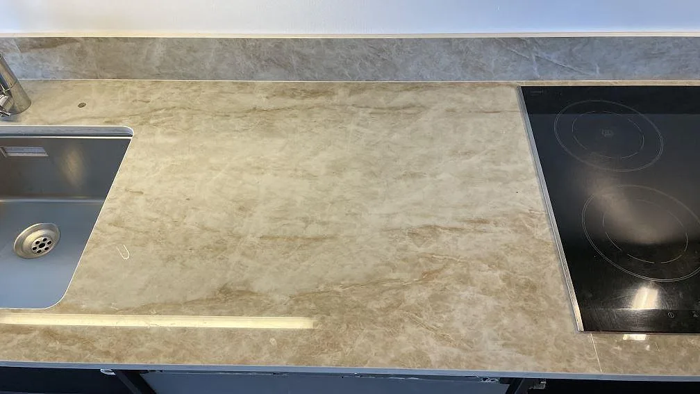 Køkkenbordplade i Dekton Taga, Malmö – billede 4