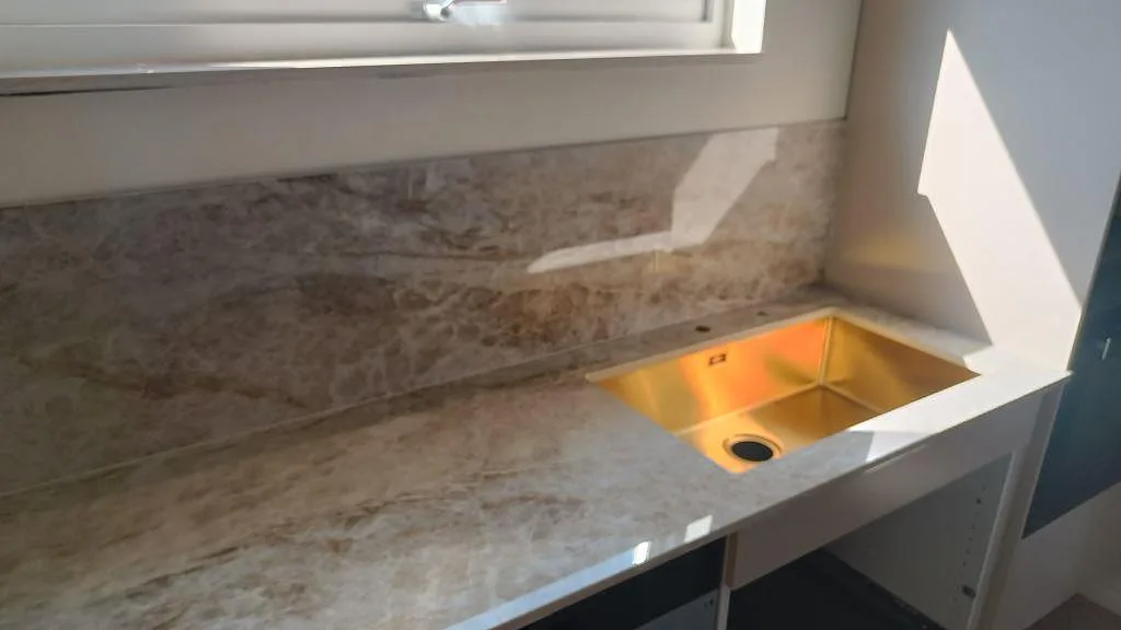 Køkkenbordplade i Dekton Taga, Trollhättan – billede 6