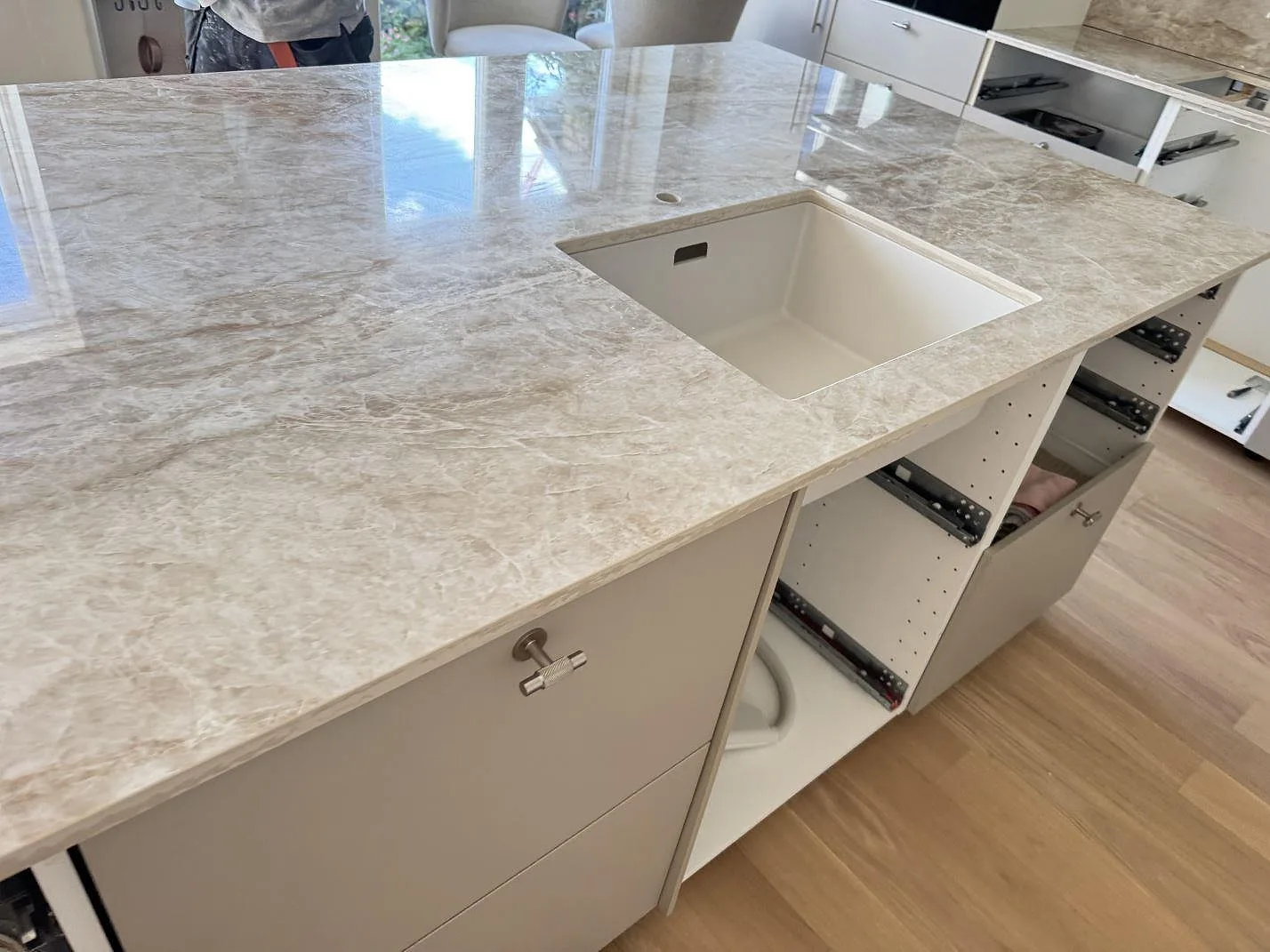 Køkkenbordplade i Dekton Taga, Virum – billede 2