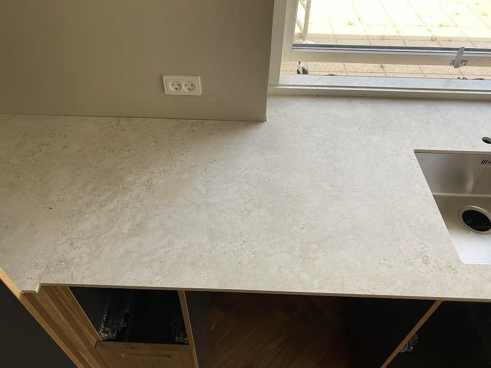 Køkkenbordplade i Dekton Tk05 Sabbia, Birkerød – billede 6