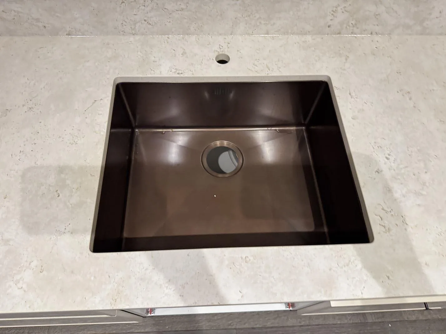 Køkkenbordplade i Dekton Tk05 Sabbia, Copenhagen – billede 4