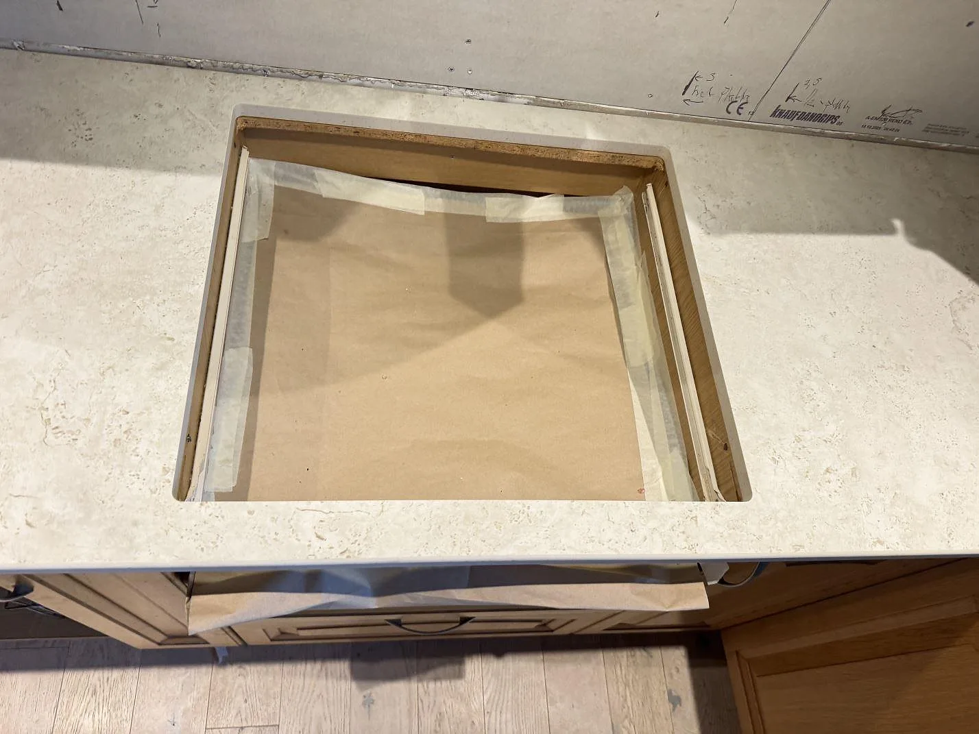 Køkkenbordplade i Dekton TK05 Sabbia, Hasslö – billede 7