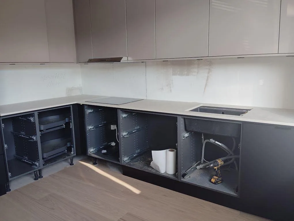 Bordplade i Dekton Tk05 Sabbia, Järfälla – billede 4