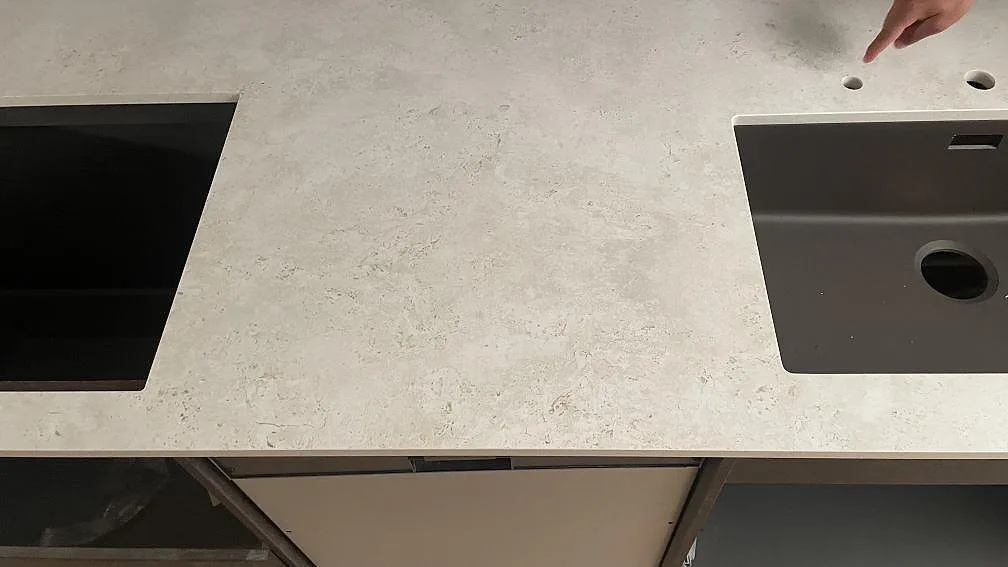 Køkkenbordplade i Dekton Tk05 Sabbia, Lomma – billede 2