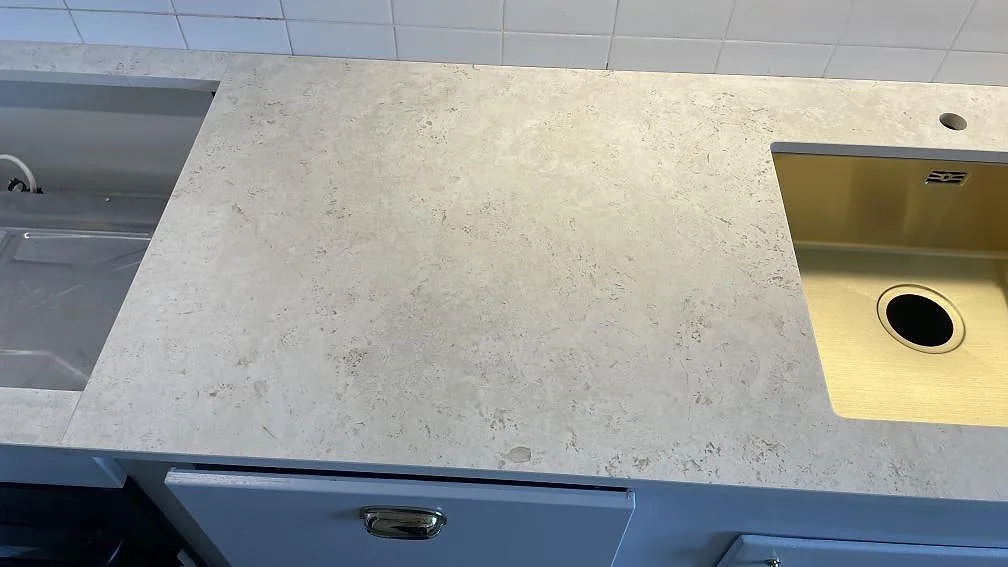 Køkkenbordplade i Dekton Tk05 Sabbia, Malmö – billede 3