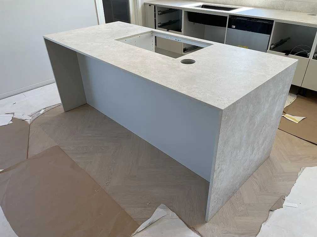 Køkkenbordplade i Dekton Tk05 Sabbia, Örebro – billede 6