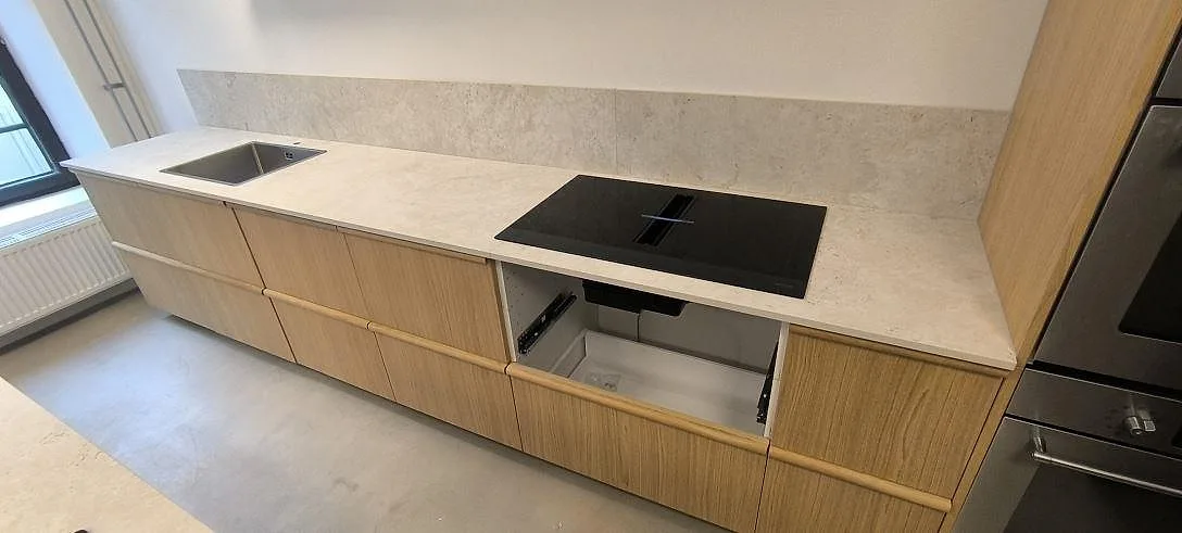 Køkkenbordplade i Dekton Tk05 Sabbia, Stockholm – billede 3