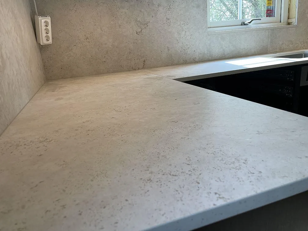Køkkenbordplade i Dekton Tk05 Sabbia, Vaxholm – billede 4