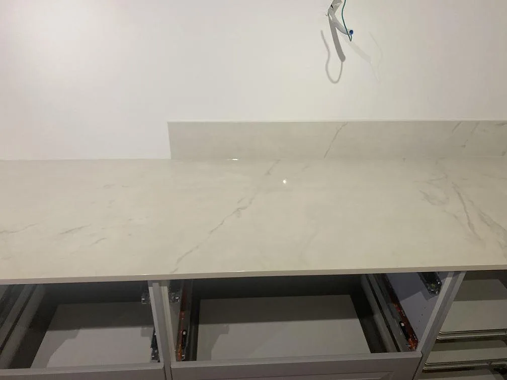 Køkkenbordplade i Dekton Tundra 19, Åsa – billede 7