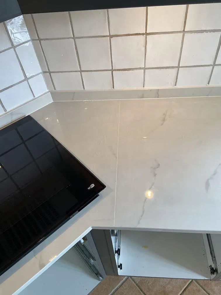 Køkkenbordplade i Dekton Tundra 19, Löddeköpinge – billede 7