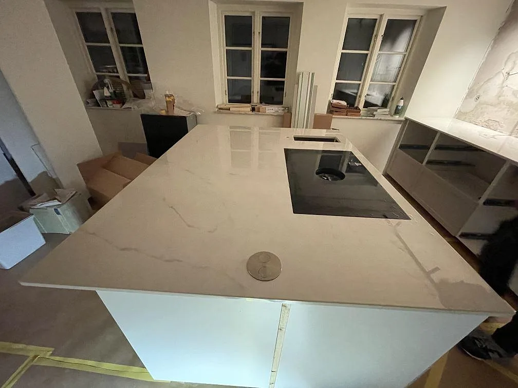 Køkkenbordplade i Dekton Tundra, Rydebäck – billede 4