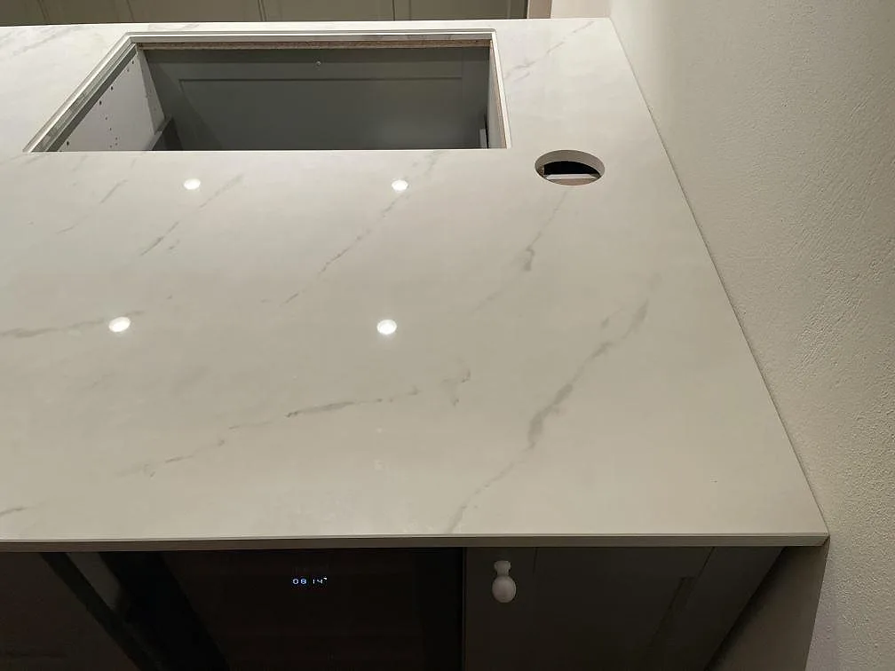 Køkkenbordplade i Dekton Tundra, Trelleborg – billede 2