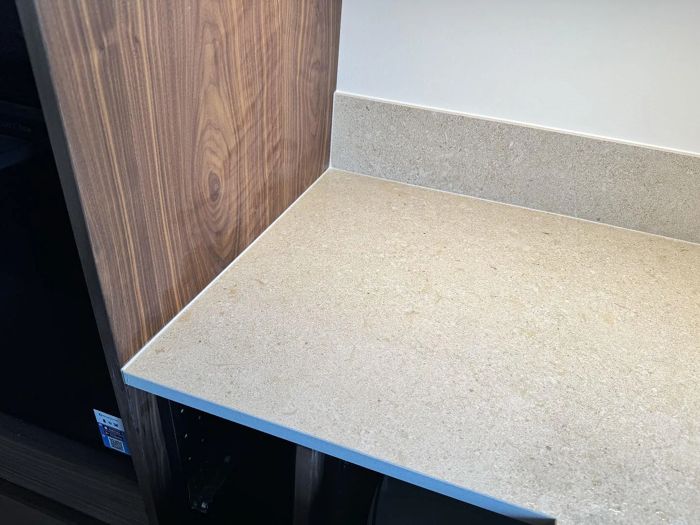 Køkkenbordplade i Dekton Vk02 Avorio, Färlöv – billede 7