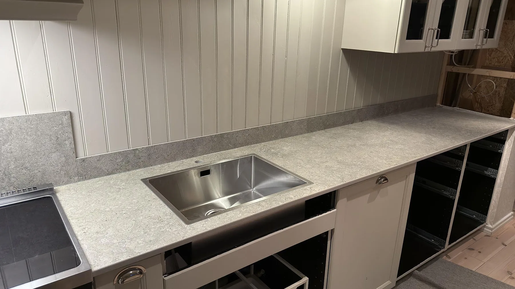 Køkkenbordplade i Dekton VK03 Grigio, Charlottenberg – billede 2
