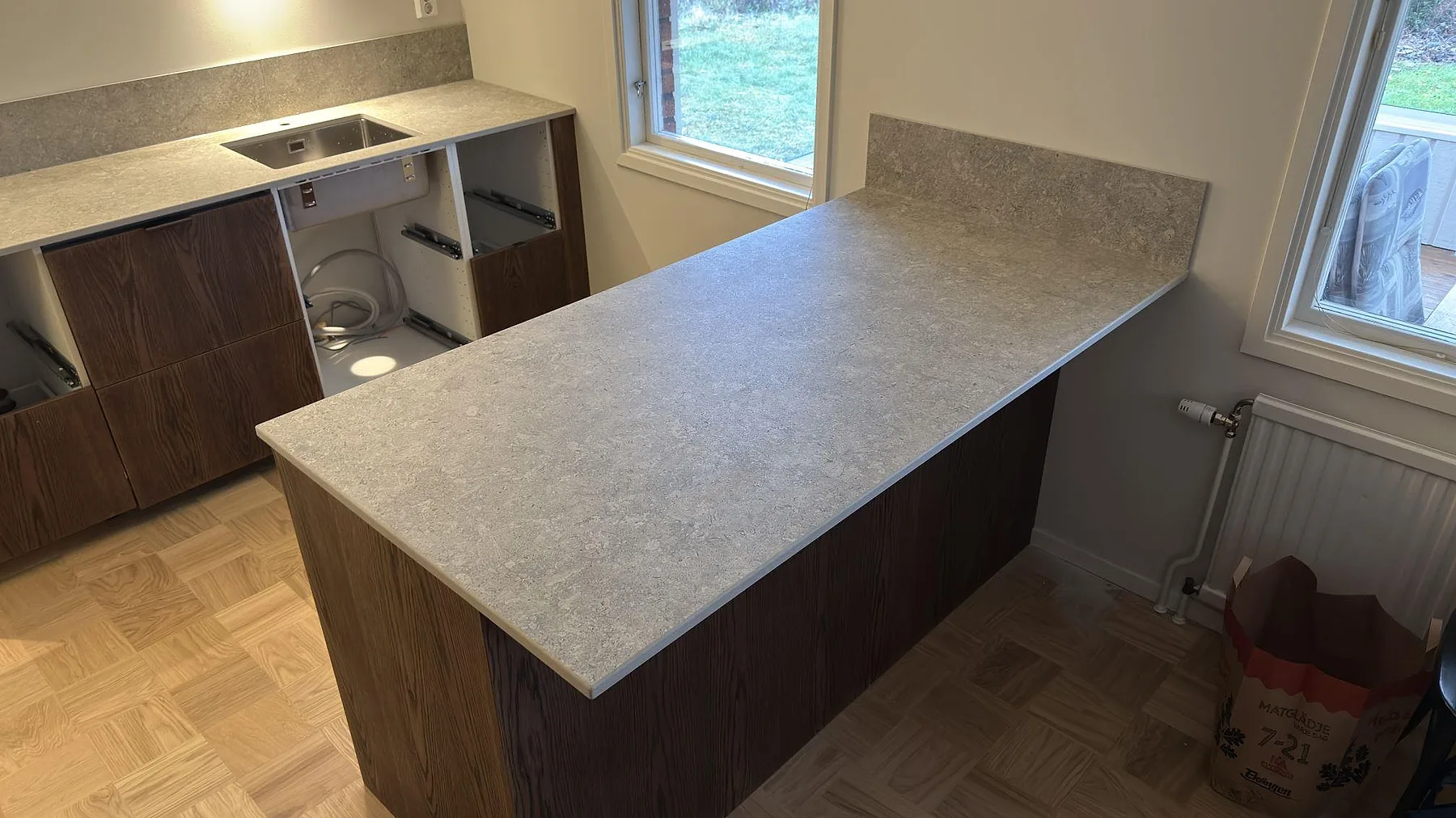 Køkkenbordplade i Dekton VK03 Grigio, Eskilstuna – billede 2