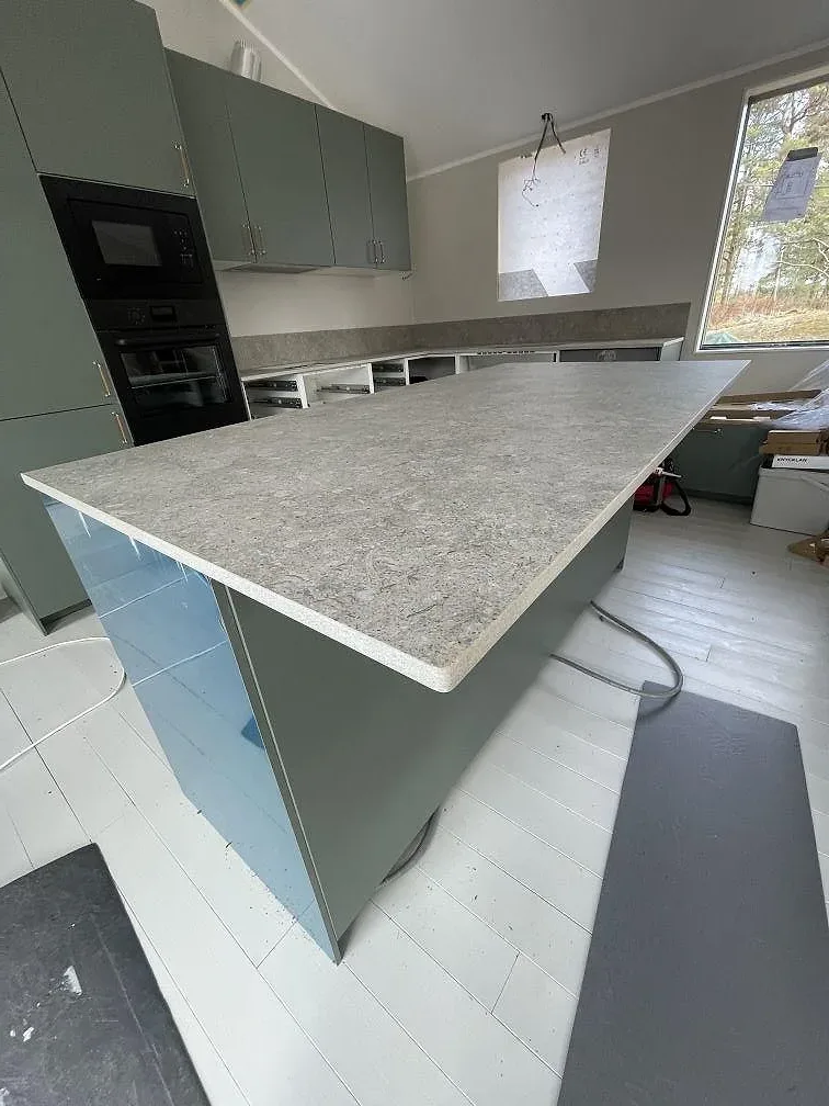 Køkkenbordplade i Dekton VK03 Grigio, Värmdö – billede 2