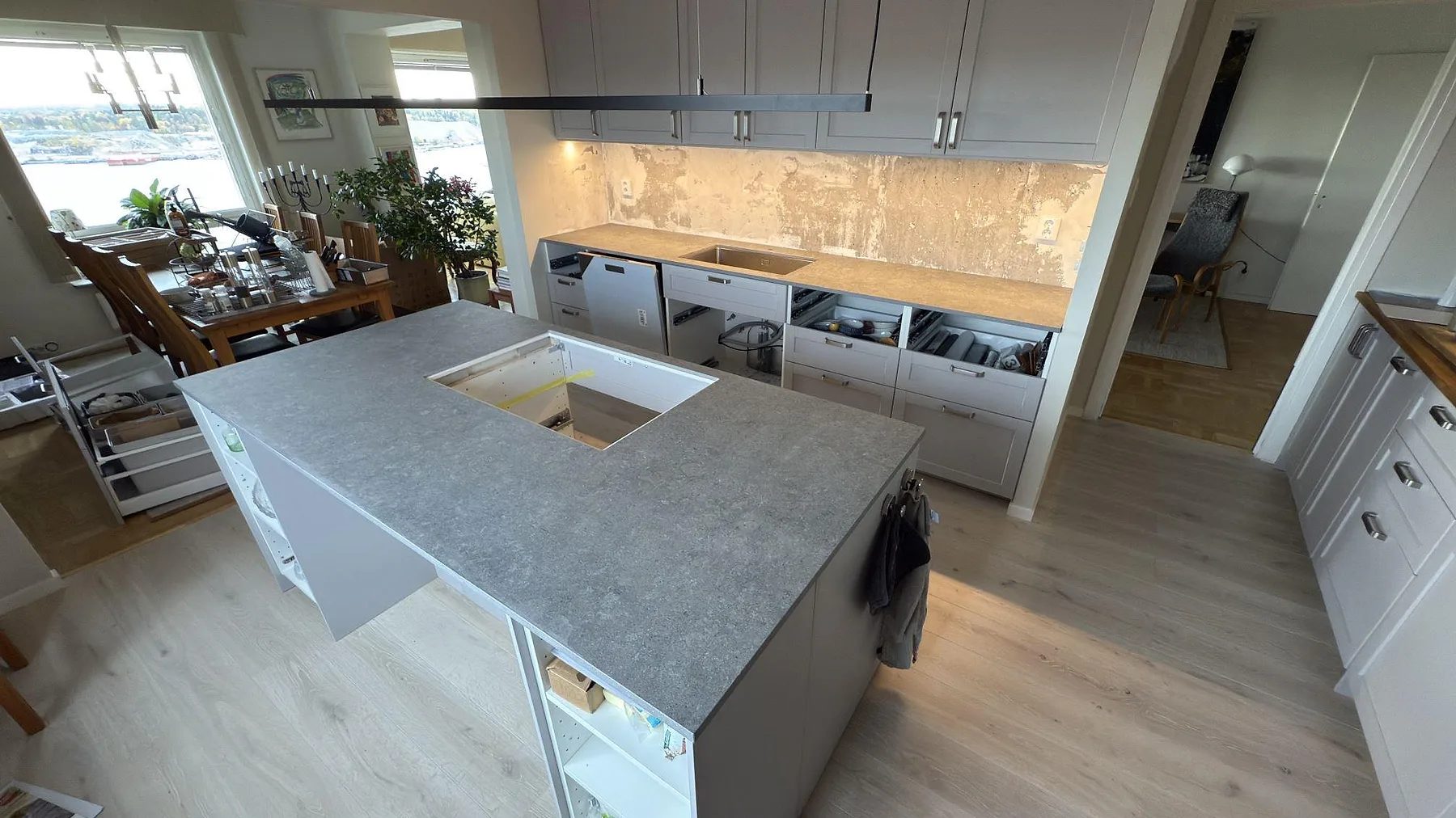 Køkkenbordplade i Dekton Vk04 Grafite, Lidingö – billede 2