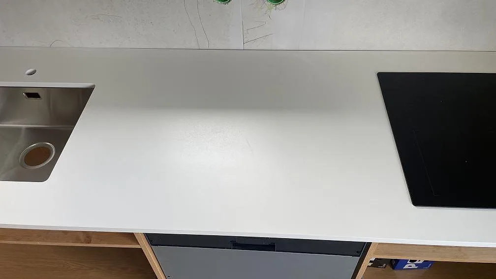 Køkkenbordplade i Dekton Zenith, Höör – billede 3