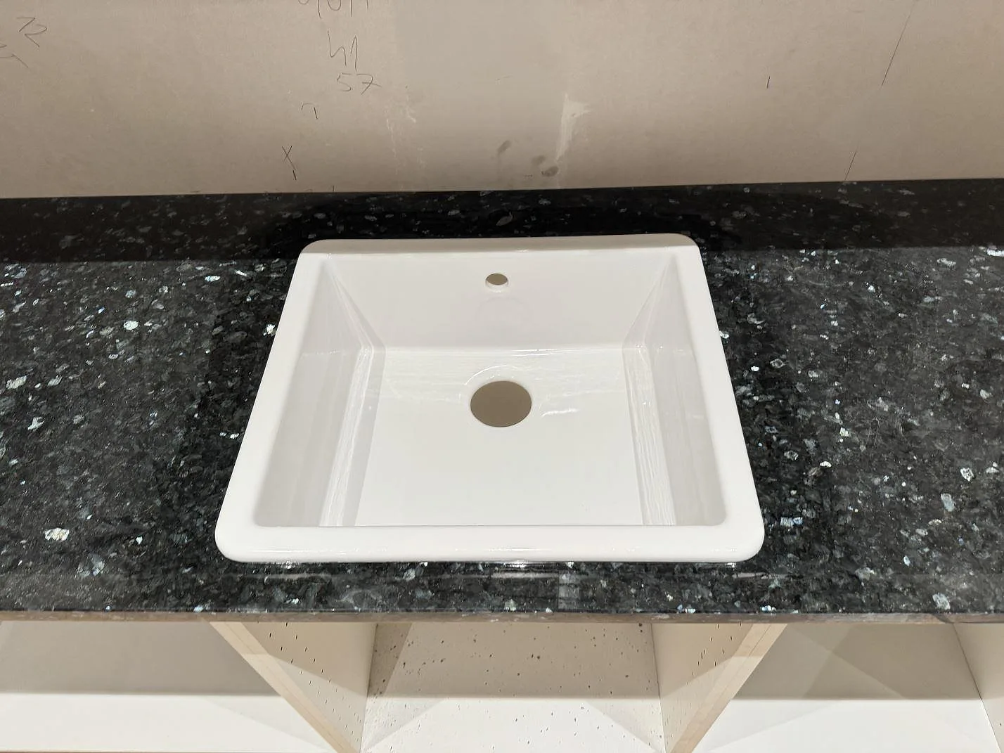 Køkkenbordplade i Emerald Pearl, Genarp – billede 8