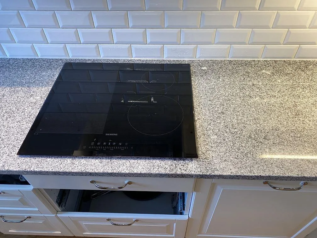 Køkkenbordplade i Grigio Cristallo, Eslöv – billede 6