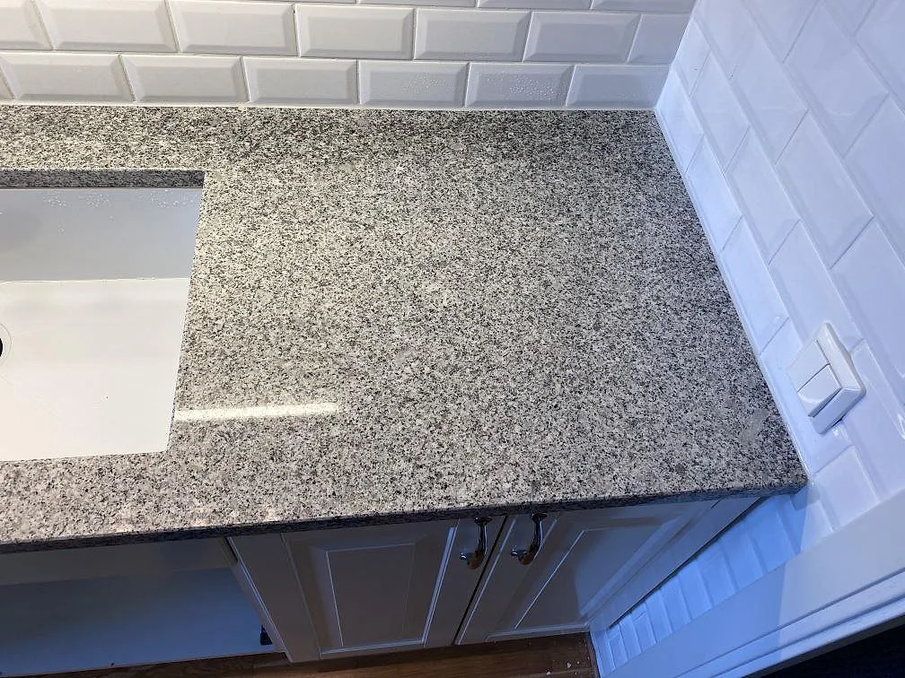 Køkkenbordplade i Grigio Cristallo, Eslöv – billede 8