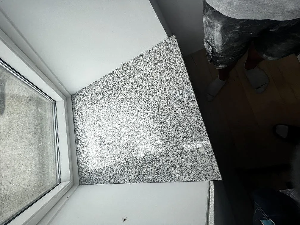 Køkkenbordplade i Grigio Cristallo, Kirke Hyllinge – billede 6