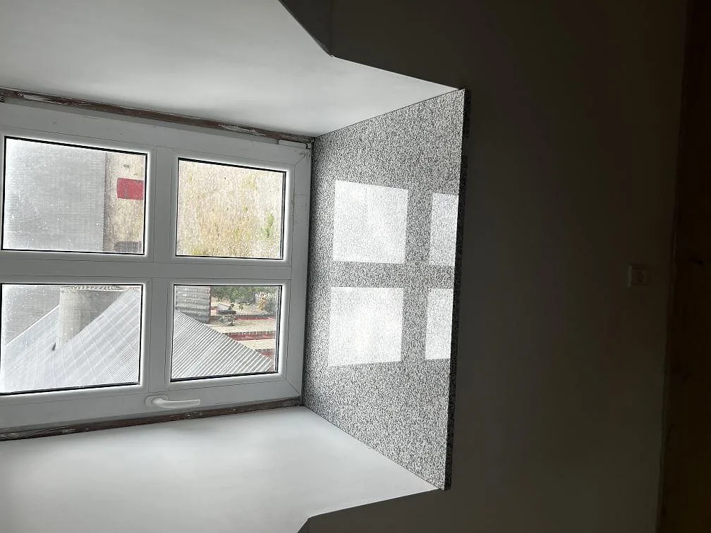 Køkkenbordplade i Grigio Cristallo, Kirke Hyllinge – billede 7