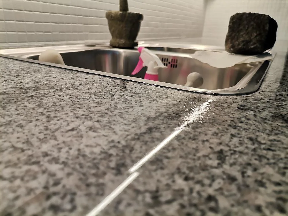 Køkkenbordplade i Grigio Cristallo, Sundbyberg – billede 2
