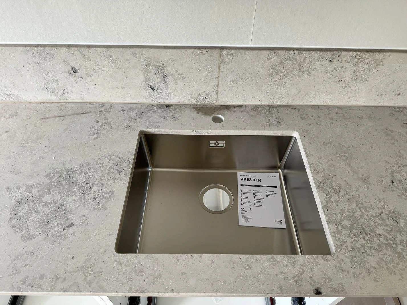 Køkkenbordplade i Jura Grey, bodafors – billede 5