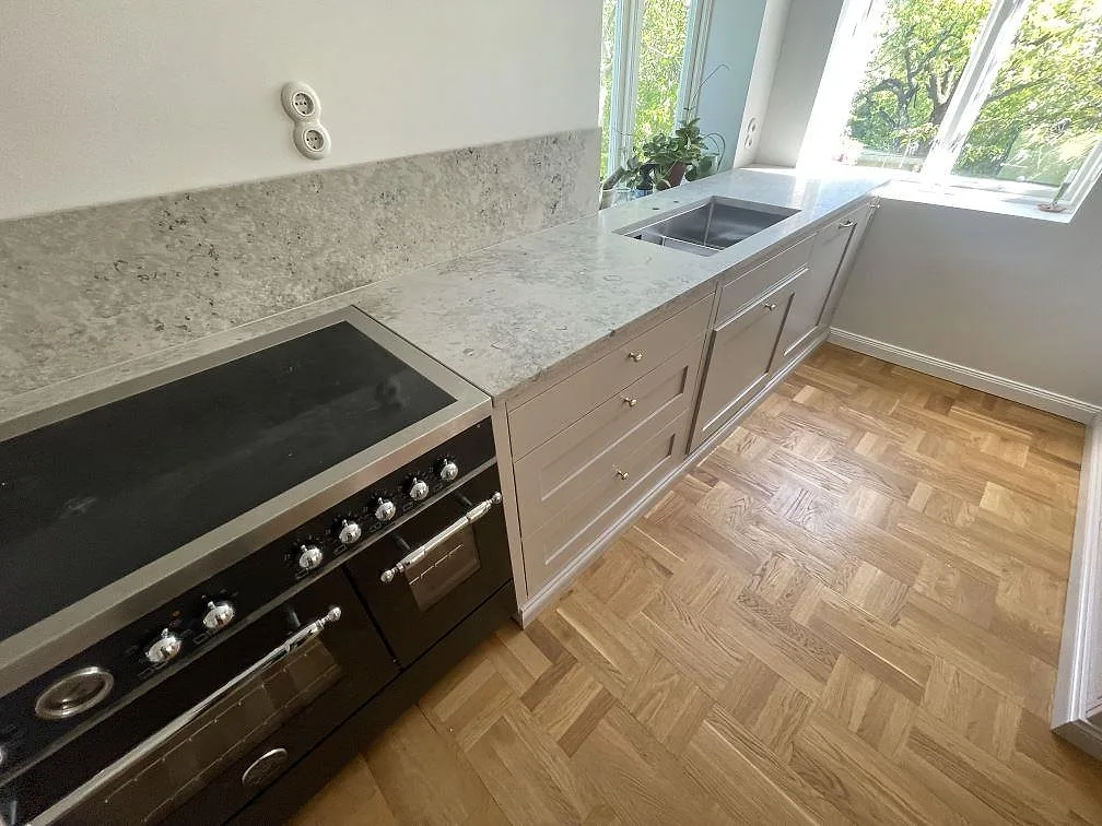 Køkkenbordplade i Jura Grey, Bromma – billede 2