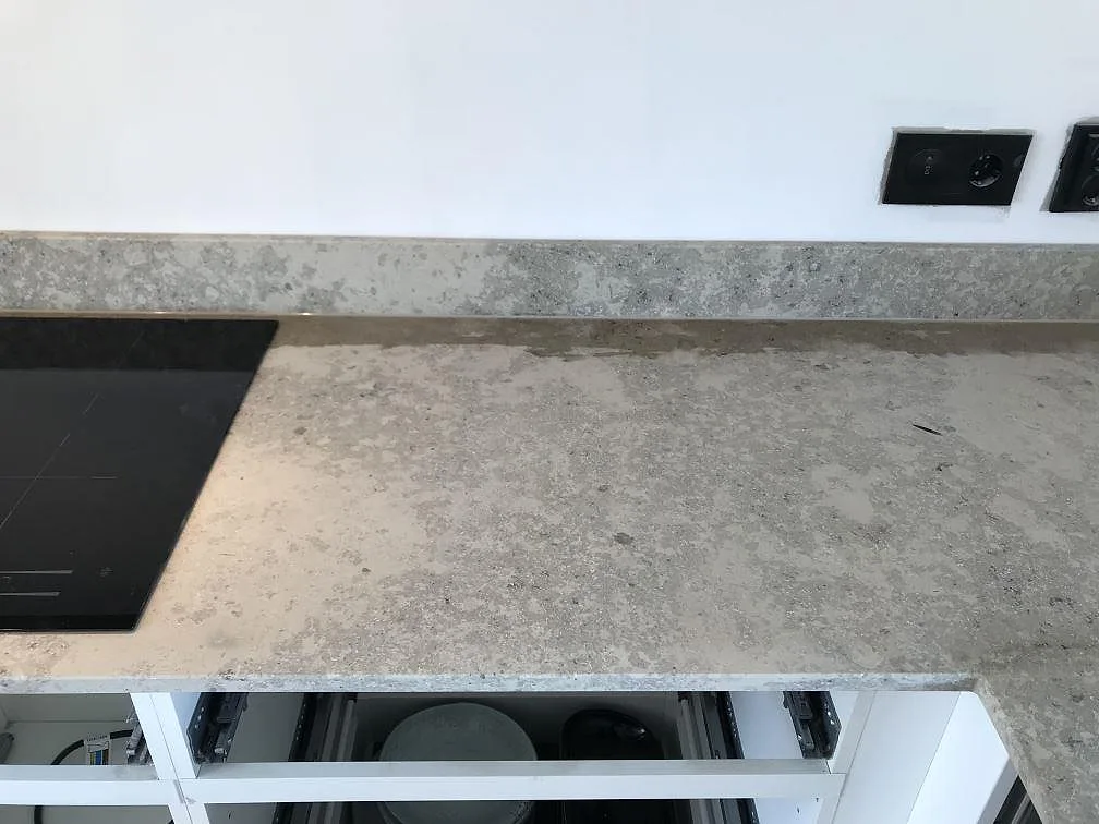 Køkkenbordplade i Jura Grey, Häljarp – billede 8