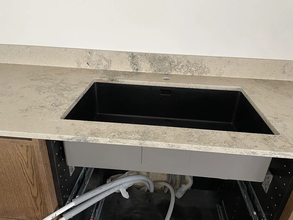 Køkkenbordplade i Jura Grey, Halmstad – billede 2