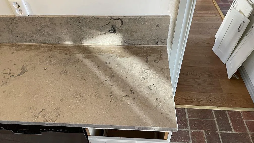 Køkkenbordplade i Jura Grey, Helsingborg – billede 3