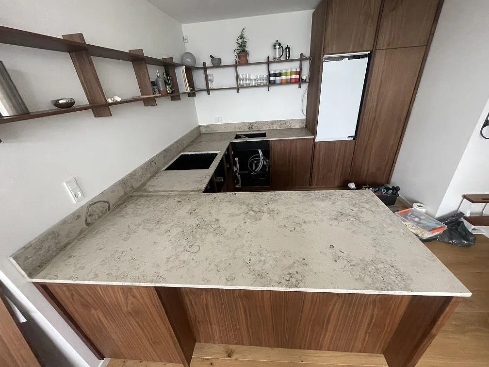Køkkenbordplade i Jura Grey, København – billede 2
