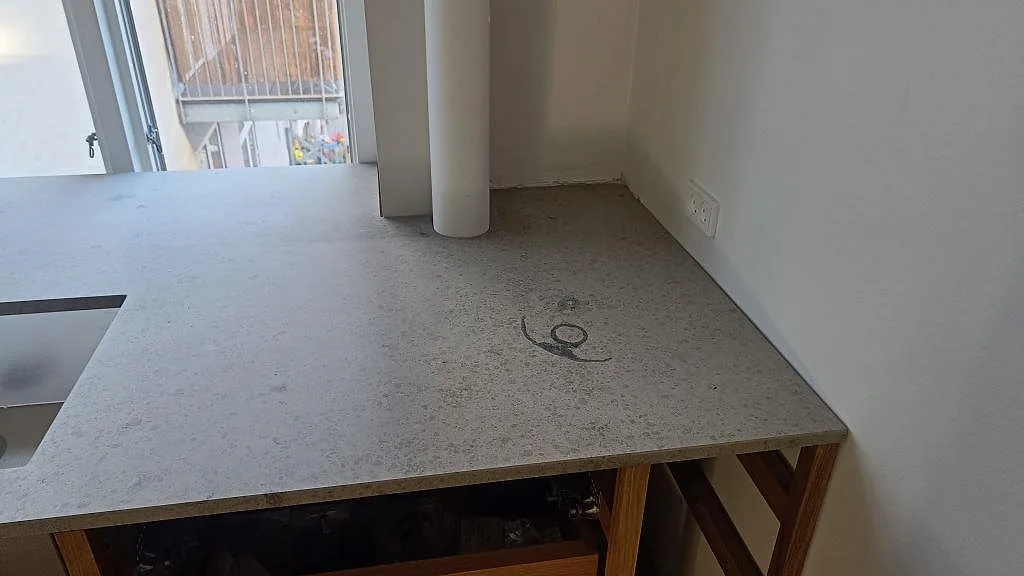 Køkkenbordplade i Jura Grey, København N – billede 4