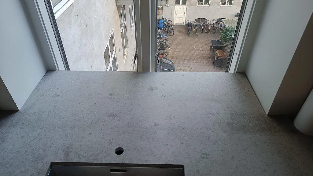 Køkkenbordplade i Jura Grey, København N – billede 5