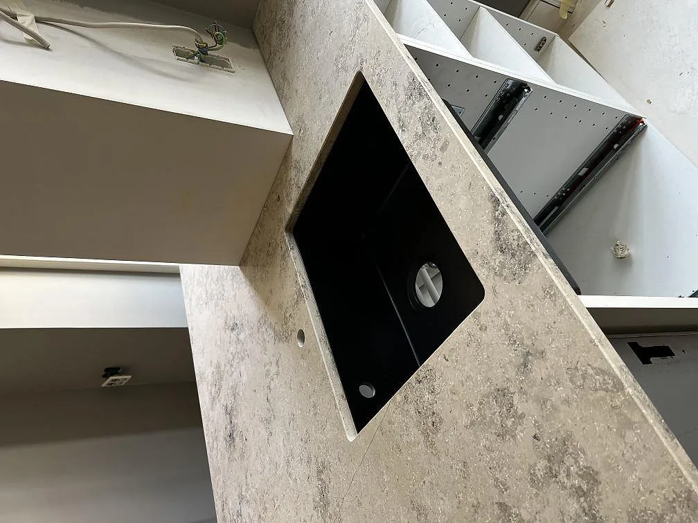 Køkkenbordplade i Jura Grey, København Ø – billede 2