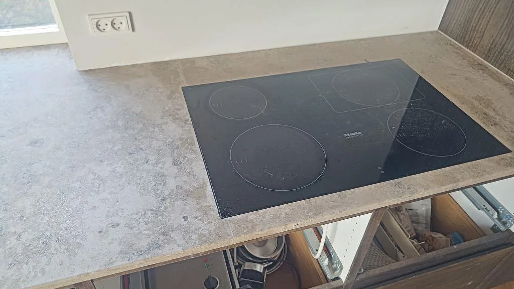 Køkkenbordplade i Jura Grey, Kongens Lyngby – billede 2