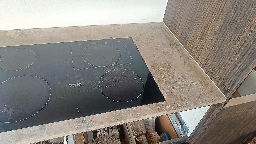 Køkkenbordplade i Jura Grey, Kongens Lyngby – billede 3