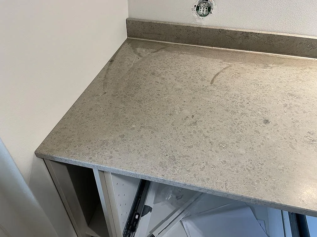 Køkkenbordplade i Jura Grey, Kortedala – billede 6